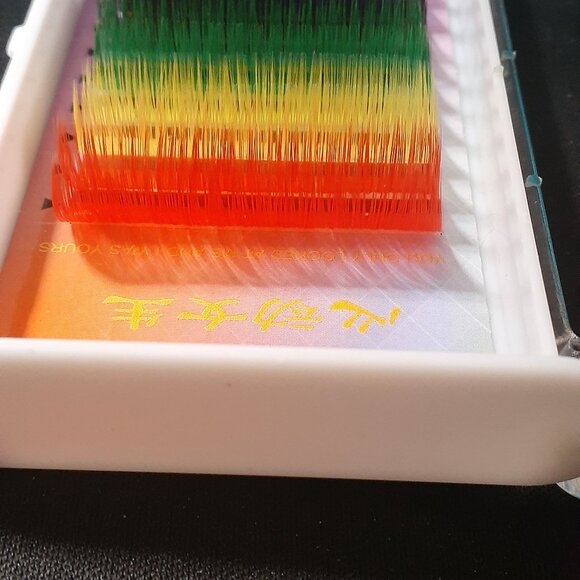 NEW! Multicolor Eyelashes - 20mm - 6 Colors - Eyelash Extensions - Lot of 2 SETS - Picture 5 of 10